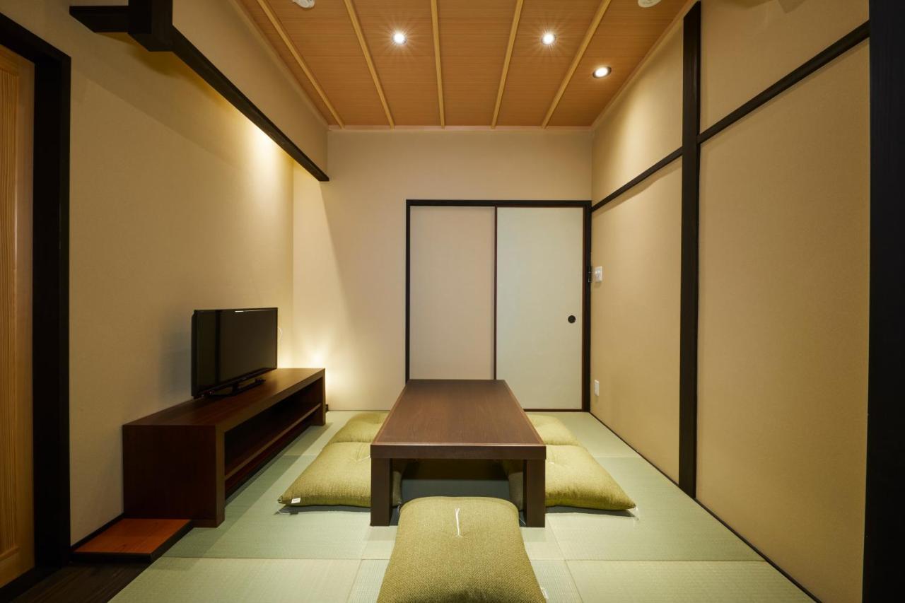 Rinn Tsukinuke Kyōto